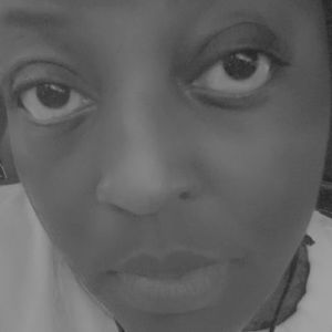 Meet your Posher, Latonya